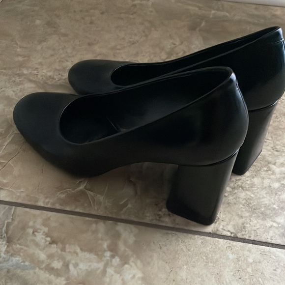 Geox Pumps - Picture 3 of 11